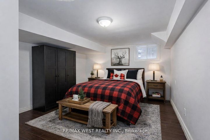 Photo 25 at 26 Hostein Drive, Ancaster, Hamilton