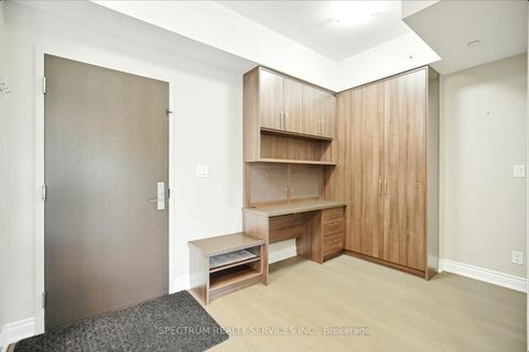 Photo 4 at 411 - 86 Woodbridge Avenue, West Woodbridge, Vaughan