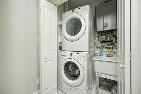 Photo 18 at 411 - 86 Woodbridge Avenue, West Woodbridge, Vaughan