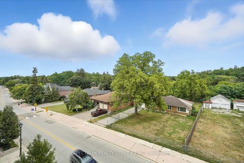 Photo 29 at 411 - 86 Woodbridge Avenue, West Woodbridge, Vaughan