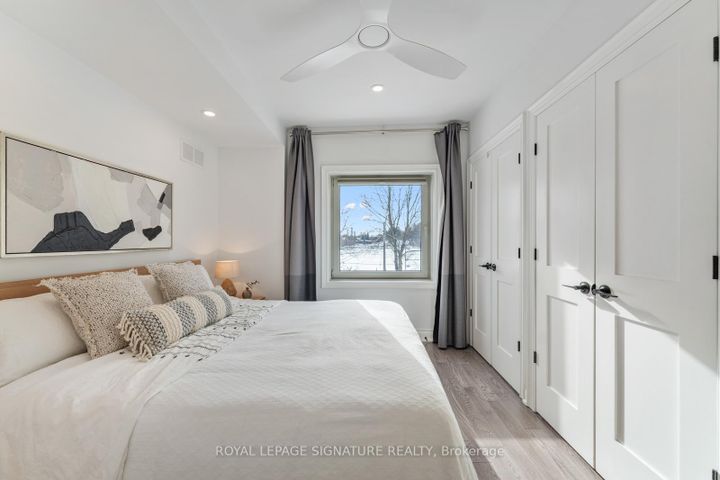 Photo 12 at 238 Roselawn Avenue, Eglinton, Toronto