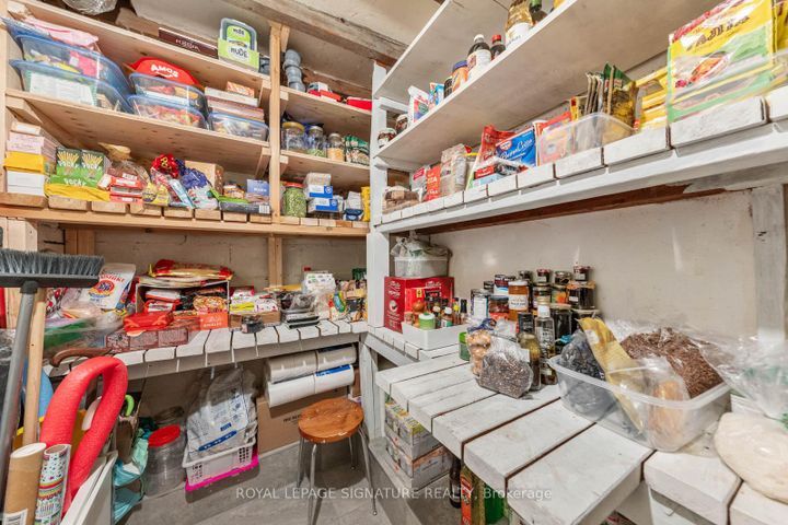 Photo 27 at 238 Roselawn Avenue, Eglinton, Toronto