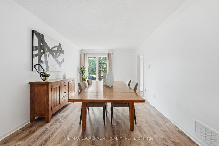 Photo 5 at 2493 Newport Street, Headon, Burlington