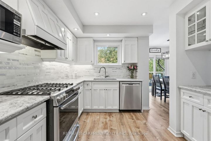 Photo 14 at 2493 Newport Street, Headon, Burlington