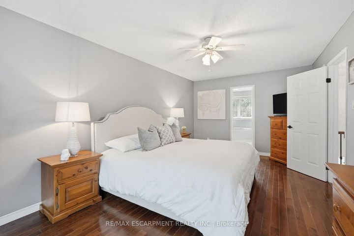 Photo 25 at 2493 Newport Street, Headon, Burlington