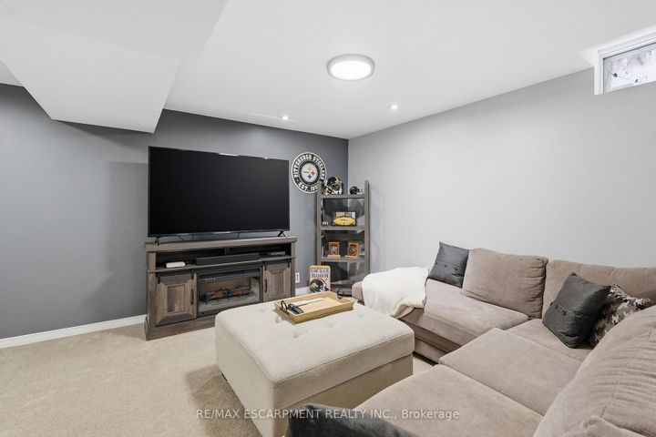 Photo 38 at 2493 Newport Street, Headon, Burlington