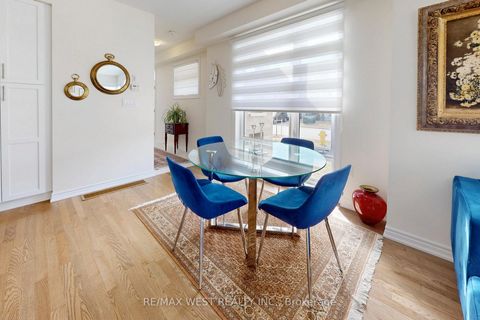 Photo 9 at 4 Haldimand Street, Kleinburg, Vaughan