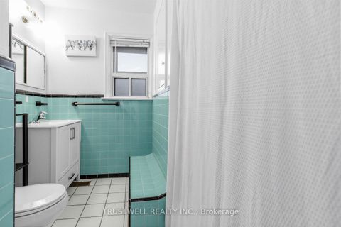 Photo 17 at 2 Del Ria Road, Maple Leaf, Toronto