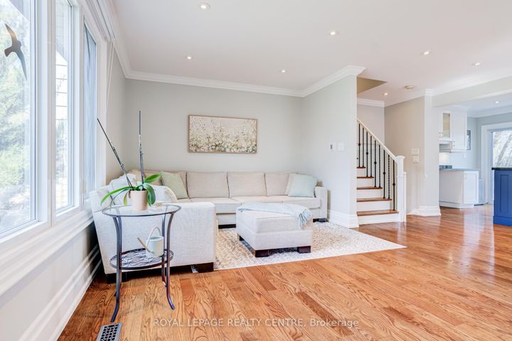 Photo 19 at 2590 Bromsgrove Road, Clarkson, Mississauga