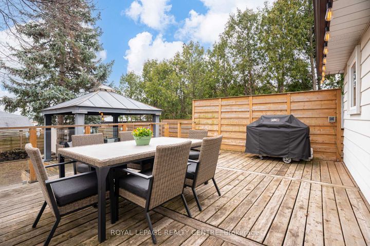 Photo 35 at 2590 Bromsgrove Road, Clarkson, Mississauga