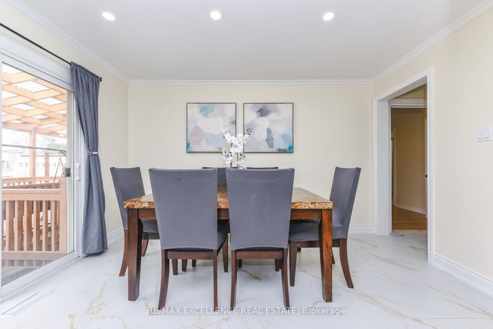 Photo 18 at 89 Castlehill Road, Northwood Park, Brampton