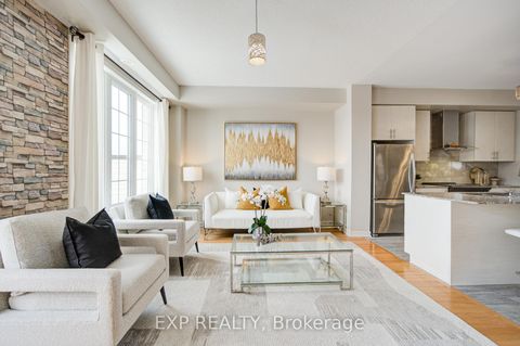 Photo 17 at 10616 Bathurst Street, Patterson, Vaughan