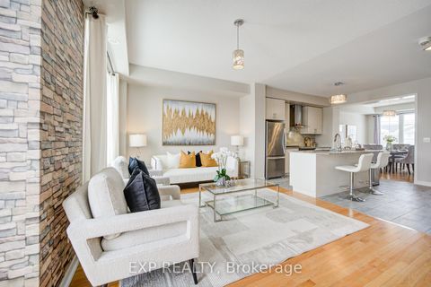 Photo 20 at 10616 Bathurst Street, Patterson, Vaughan