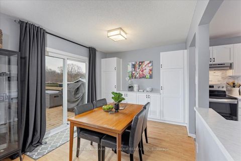 Photo 7 at 63A Tulip Street, Keswick North, Georgina