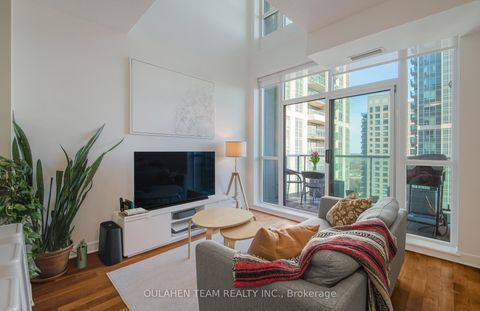 Photo 1 at 909 - 1 Avondale Avenue, Willowdale East, Toronto