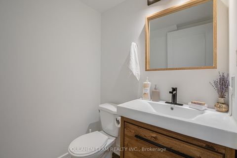 Photo 11 at 909 - 1 Avondale Avenue, Willowdale East, Toronto