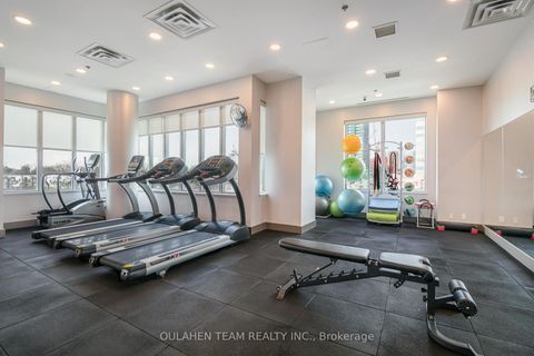 Photo 22 at 909 - 1 Avondale Avenue, Willowdale East, Toronto