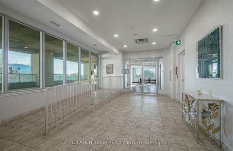 Photo 24 at 909 - 1 Avondale Avenue, Willowdale East, Toronto