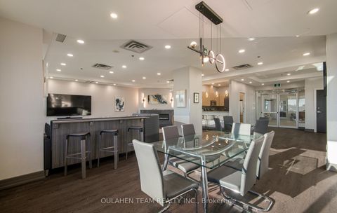 Photo 27 at 909 - 1 Avondale Avenue, Willowdale East, Toronto