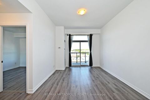 Photo 7 at 809 - 11611 Yonge Street, Jefferson, Richmond Hill