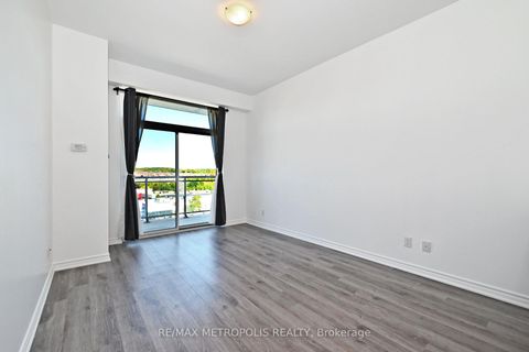 Photo 10 at 809 - 11611 Yonge Street, Jefferson, Richmond Hill
