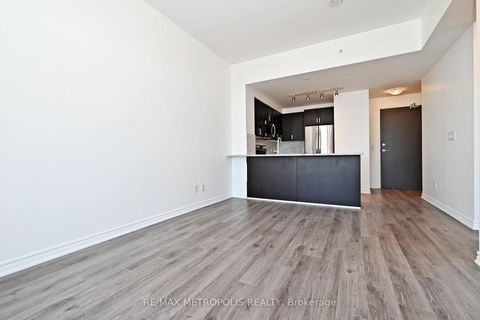 Photo 13 at 809 - 11611 Yonge Street, Jefferson, Richmond Hill