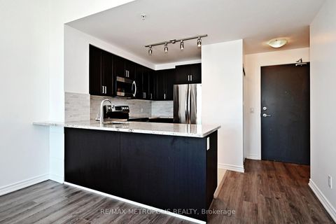 Photo 14 at 809 - 11611 Yonge Street, Jefferson, Richmond Hill