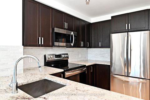 Photo 18 at 809 - 11611 Yonge Street, Jefferson, Richmond Hill