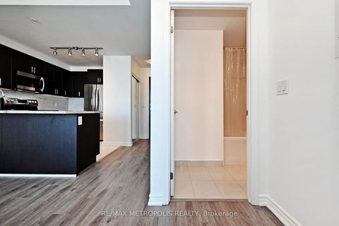 Photo 26 at 809 - 11611 Yonge Street, Jefferson, Richmond Hill