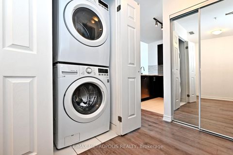 Photo 32 at 809 - 11611 Yonge Street, Jefferson, Richmond Hill