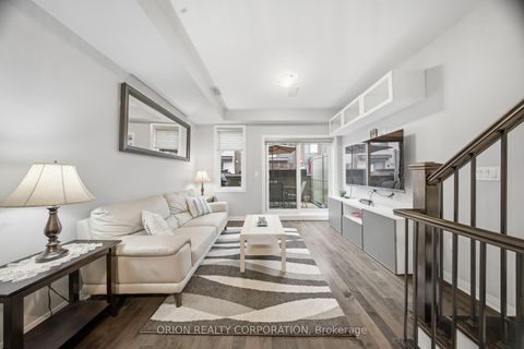 Photo 10 at 152 Frederick Tisdale Drive, CFB, Toronto