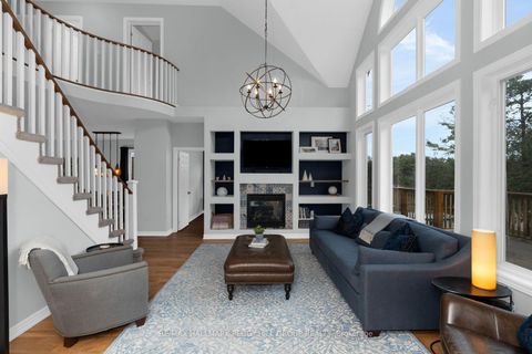 Photo 4 at 44 Birkhall Place, Shore, Barrie