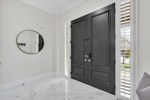 Photo 1 at 61 Ross Vennare Crescent, Kleinburg, Vaughan