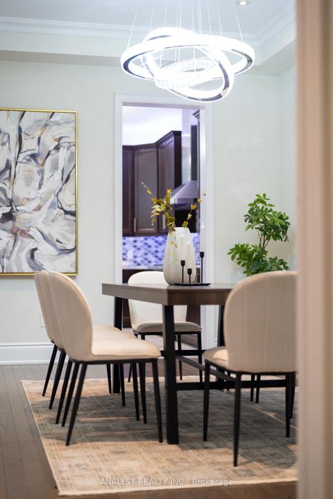 Photo 17 at 61 Ross Vennare Crescent, Kleinburg, Vaughan