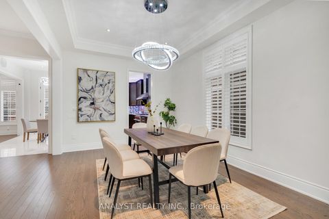 Photo 19 at 61 Ross Vennare Crescent, Kleinburg, Vaughan