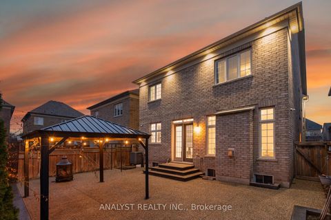 Photo 46 at 61 Ross Vennare Crescent, Kleinburg, Vaughan