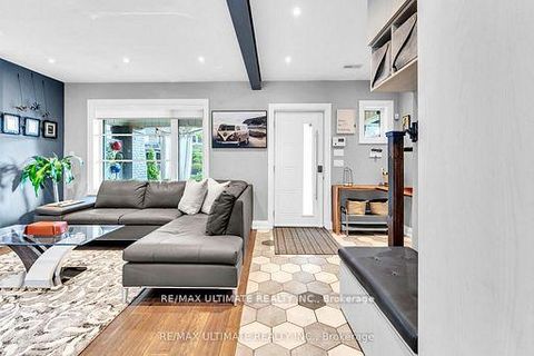 Photo 3 at 10 Oakdene Crescent, Danforth, Toronto