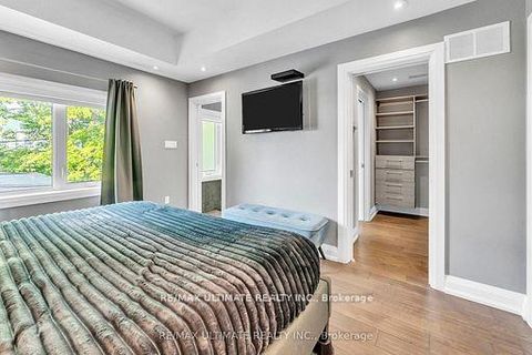 Photo 19 at 10 Oakdene Crescent, Danforth, Toronto