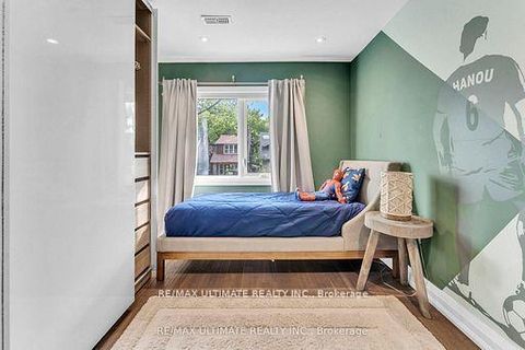 Photo 24 at 10 Oakdene Crescent, Danforth, Toronto