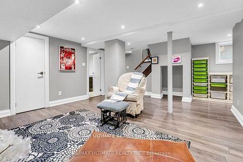 Photo 33 at 10 Oakdene Crescent, Danforth, Toronto