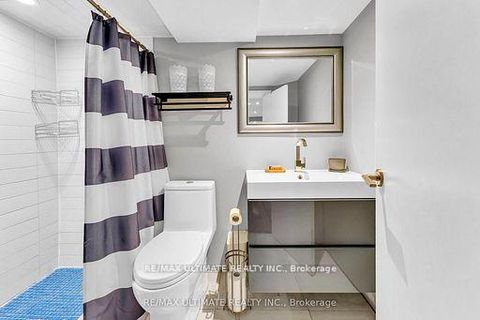 Photo 35 at 10 Oakdene Crescent, Danforth, Toronto