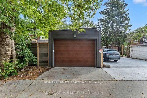 Photo 42 at 10 Oakdene Crescent, Danforth, Toronto