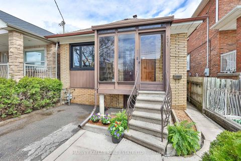 Photo 1 at 231 Bicknell Avenue, Eglinton West, Toronto