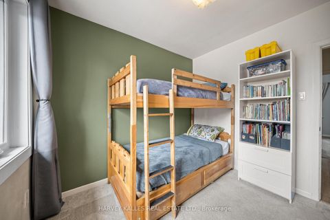 Photo 7 at 231 Bicknell Avenue, Eglinton West, Toronto