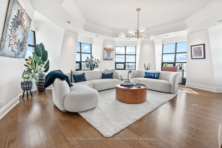 Photo 2 at 708 - 650 Mount Pleasant Road, Mount Pleasant West, Toronto