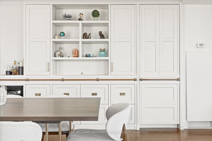 Photo 6 at 708 - 650 Mount Pleasant Road, Mount Pleasant West, Toronto