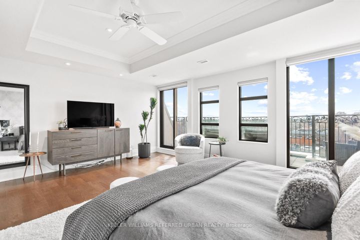 Photo 20 at 708 - 650 Mount Pleasant Road, Mount Pleasant West, Toronto