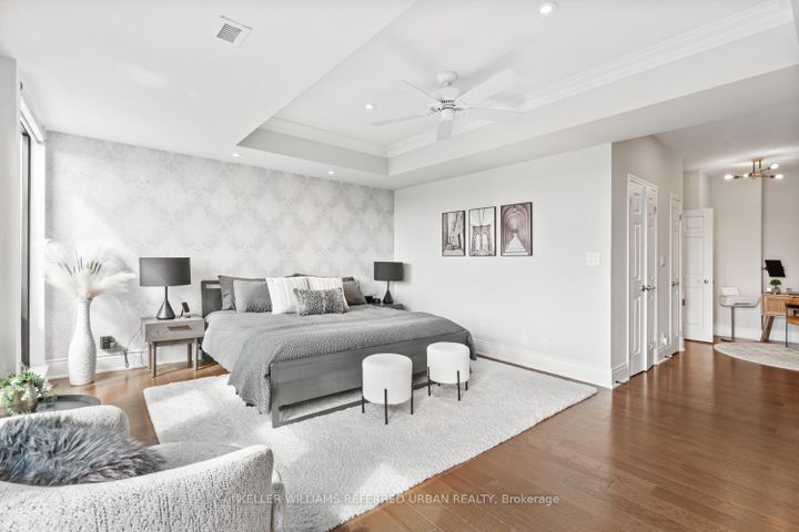 Photo 21 at 708 - 650 Mount Pleasant Road, Mount Pleasant West, Toronto