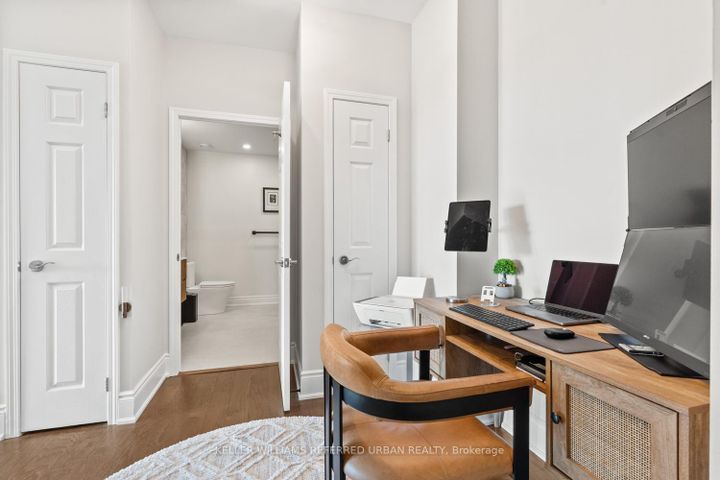 Photo 26 at 708 - 650 Mount Pleasant Road, Mount Pleasant West, Toronto