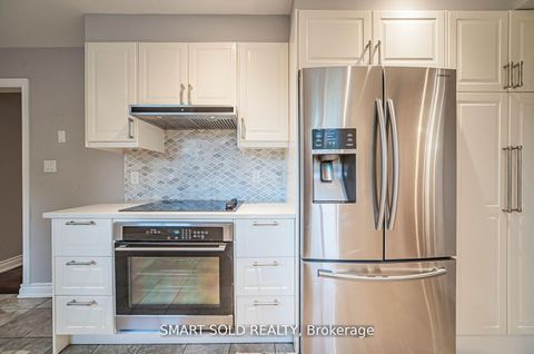 Photo 2 at 120 Abbeywood Trail, Don Mills, Toronto